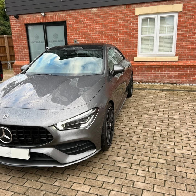 Mercedes-Benz CLA Premium Plus